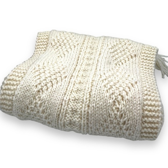 Hand Woven 100% Irish Wool Cable Knit Fringe Scarf, Cream, 9 in x 63 in. - Picture 8 of 11